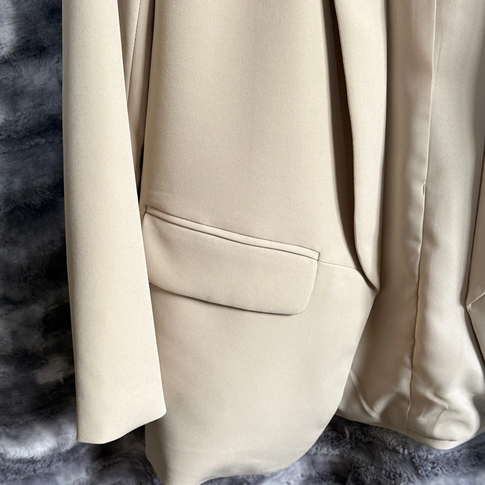 White House Black Market Biscotti-Colored Blazer - Picture 4 of 7